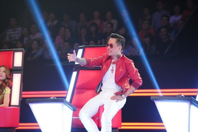 Ly do Tuan Hung khong muon ngoi lai ghe nong The Voice-Hinh-2